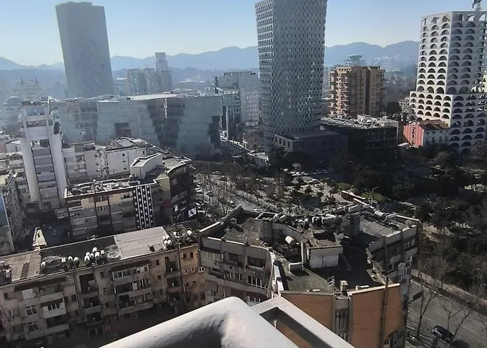 Skyview 15 アパート ティラナ