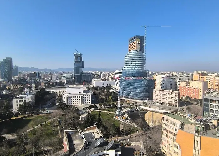 Skyview 15 * ティラナ